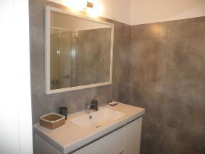 Bathroom Villa 2